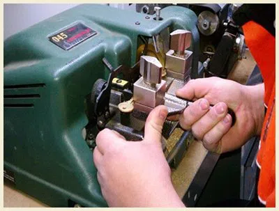 Elgin IL Locksmith Store Elgin, IL 847-793-3983 - 18-key-making